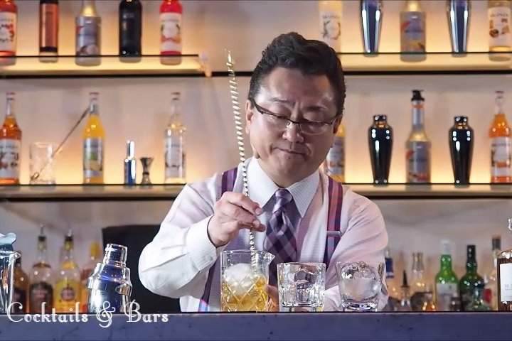
                  VIDEO: Hidetsugu Ueno How to Stir a Cocktail